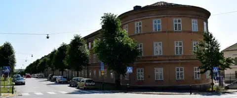 Boverket får i uppdrag att föreslå lättnader i byggkraven för studentbostäder