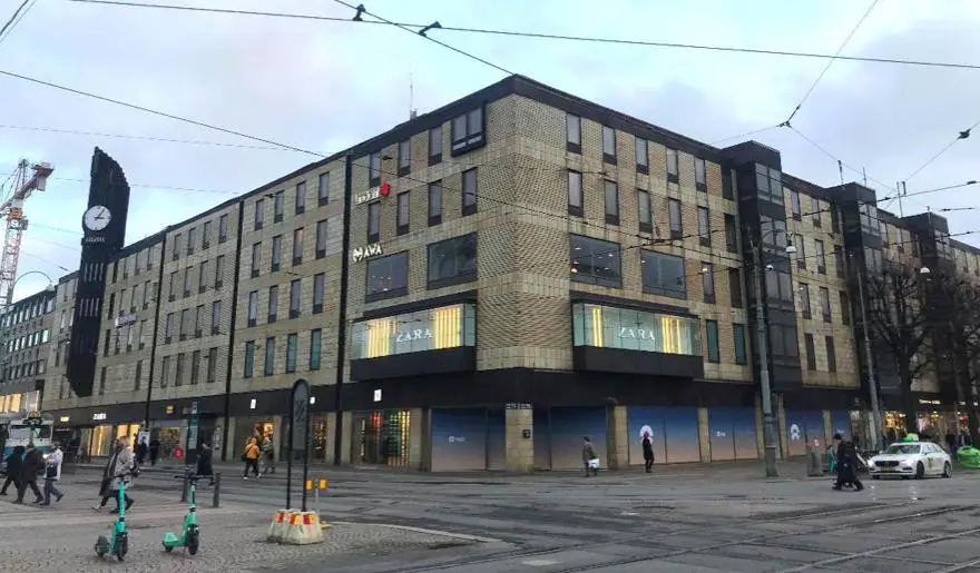 Vasakronans Arkaden-planer stöter på tidig patrull