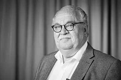 Lars Göran Bäckvall har gått ur tiden