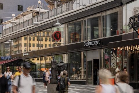 Urban Outfitters och Normal till Sergelgatan