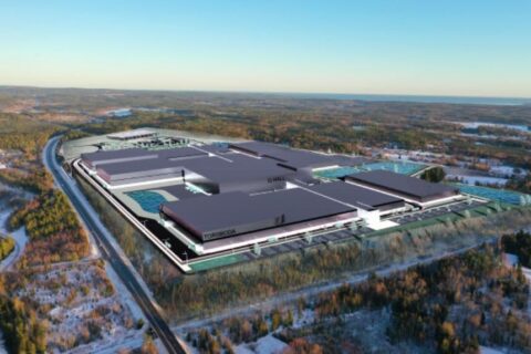 Glädje över batterijobb blir stress när stadsplaneringen släpar