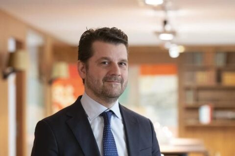 Fastators vd säger upp sig