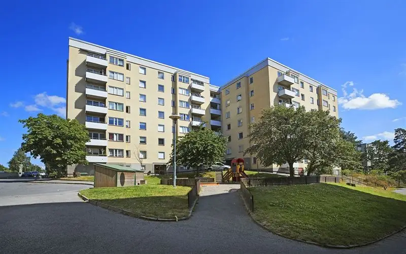 M2 säljer allt till Svanen Fastigheter