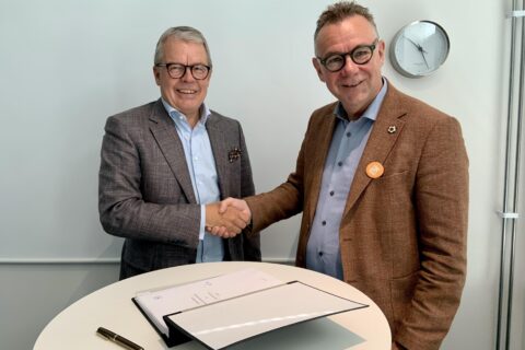 Eidar är halvvägs genom försäljningsuppdraget på en halv miljard