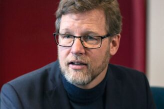 ”Vi läser tidningarna men koncentrerar oss på vår egen verksamhet”