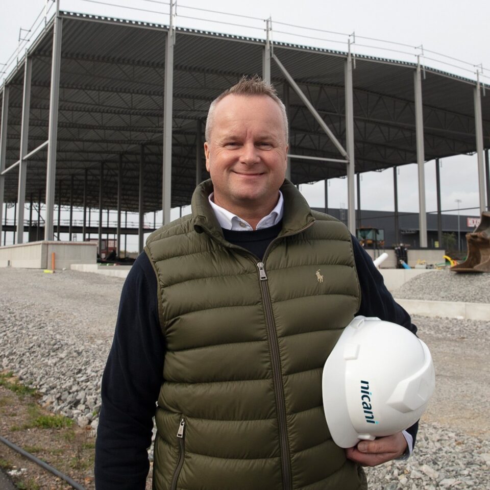 SLP-profil lämnar för att starta eget
