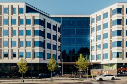 Kontor i Stockholm säljs till egen portfölj för 830 miljoner