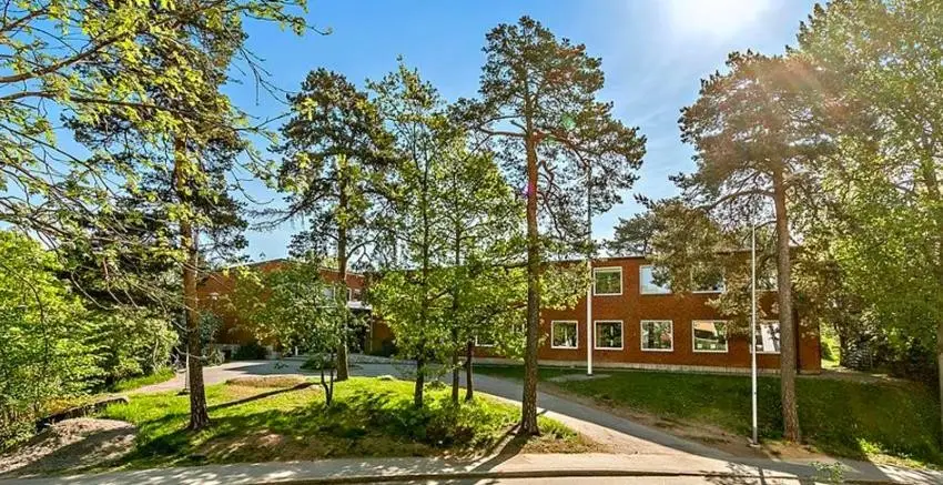 Hemsö förlänger hyresavtalet med Kunskapsskolan i Nacka