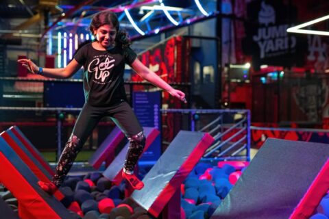 Jumpyard hyr av Balder i Heron City
