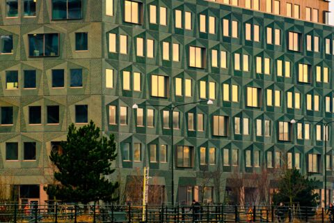 Skanska hyr ut 2 100 kvadratmeter i Oas