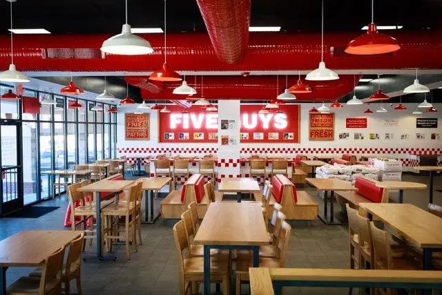Five Guys öppnar på två nya ställen