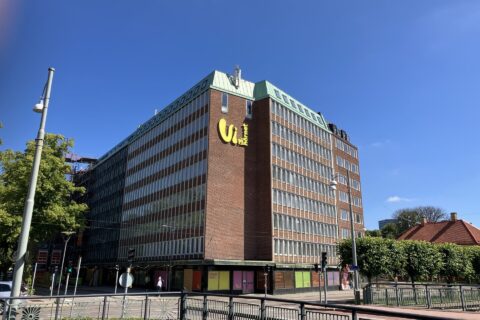 Här blir två 60-talsfastigheter ett hörn
