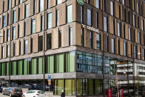 Nigab flyttar sitt huvudkontor till Solna United