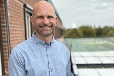 Från bilbyggare till samhällsbyggare: ”Vill vara kittet mellan politik och förvaltning”