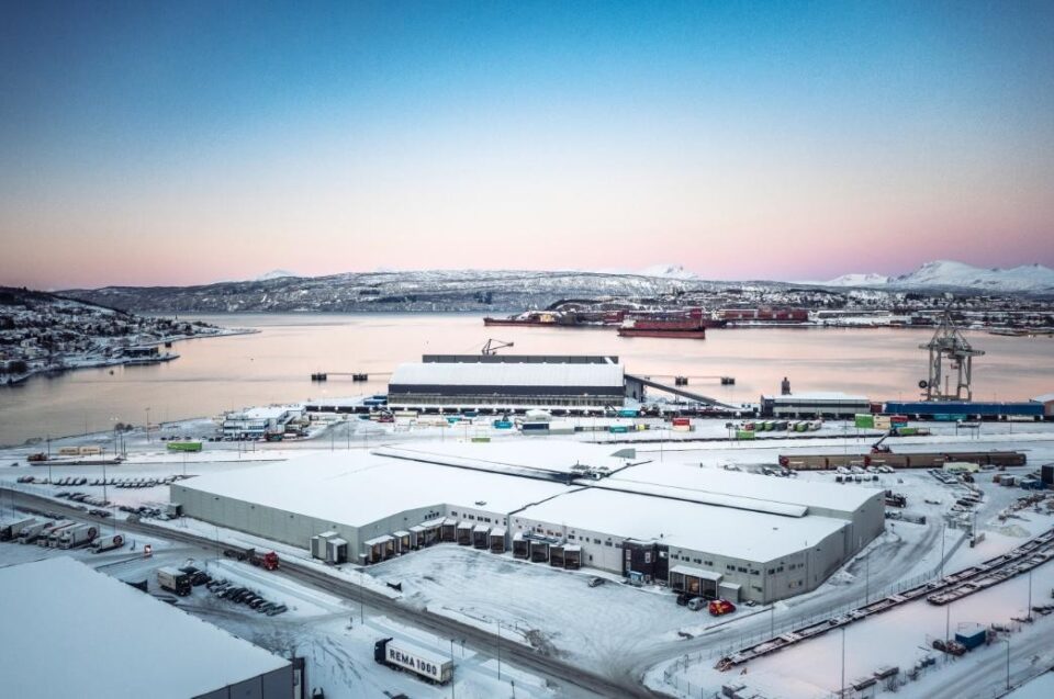 Logistea säljer i Norge