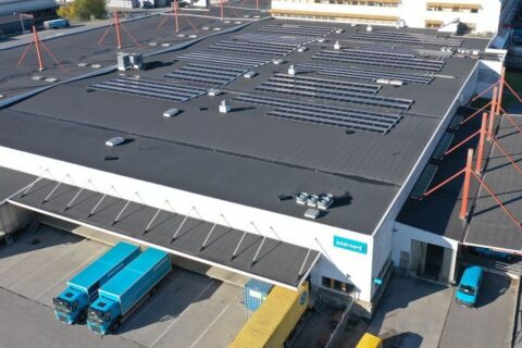 Förlänger tre hyresavtal – totalt 76 500 kvadratmeter