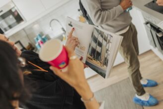 Bostadskön kan bli avgiftsfri för unga vid årsskiftet