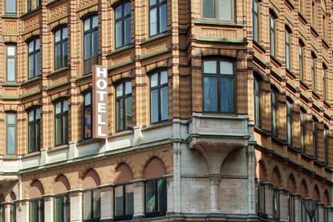 Vasakronan säljer hotellfastighet i Malmö