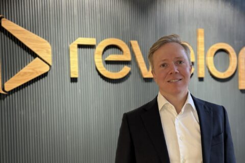 Revelop gör internationell rekrytering