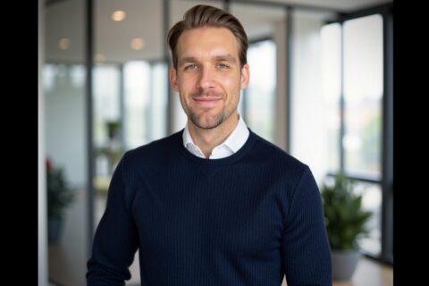 Hines gör ny topprekrytering