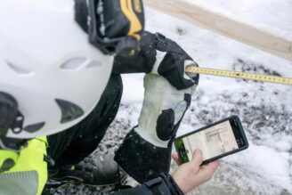 Byggvarslen växlade upp i februari