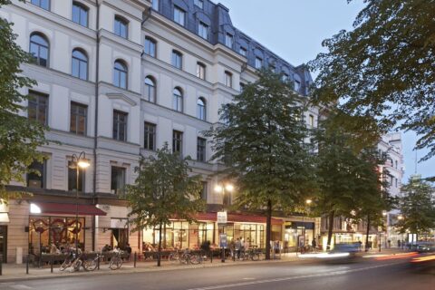 Novier hyr ut till Stureplansgruppen vid Stureplan