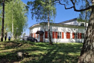 Arlandastad Group skriver kontrakt med klätterklubb