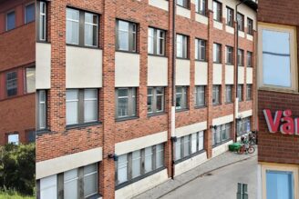 Revelop förvärvar samhällsfastigheter av Hemsö