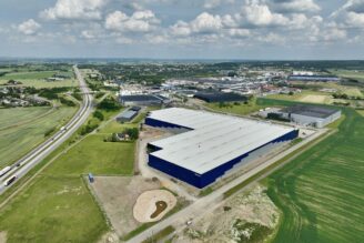 CBRE IM och Panattoni säkrar första hyresgästen till logistikparken