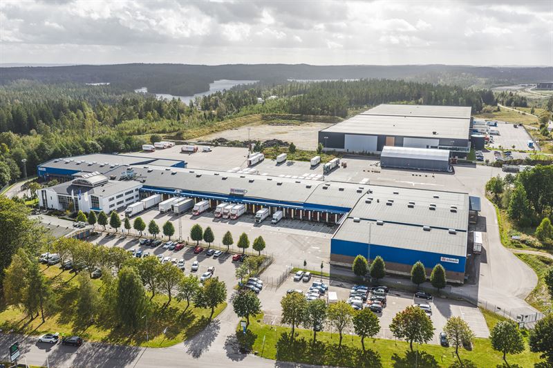 SLP i miljardaffär med DSV