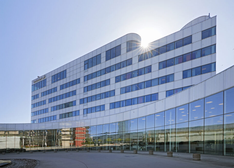 Corem tecknar förlängning av hyresavtal med Ericsson i Kista
