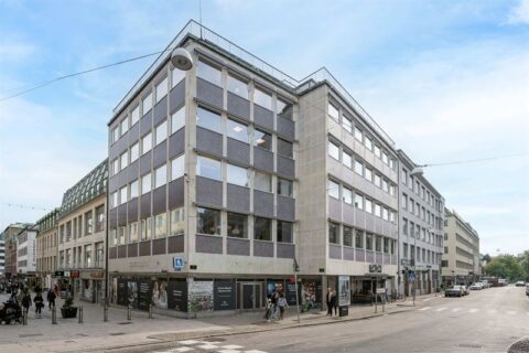 Apoteket till Wallenstam och Kaserntorget 1
