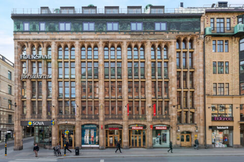 Folksam fastigheter hyr ut på Kungsgatan i Stockholm