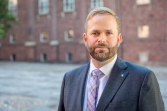 Intern kritik: Centern i Stockholm vill se offensiv modernisering av bygglovsprocessen