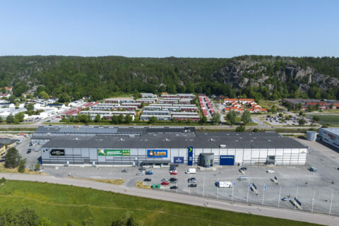 Logistea hyr ut och förlänger