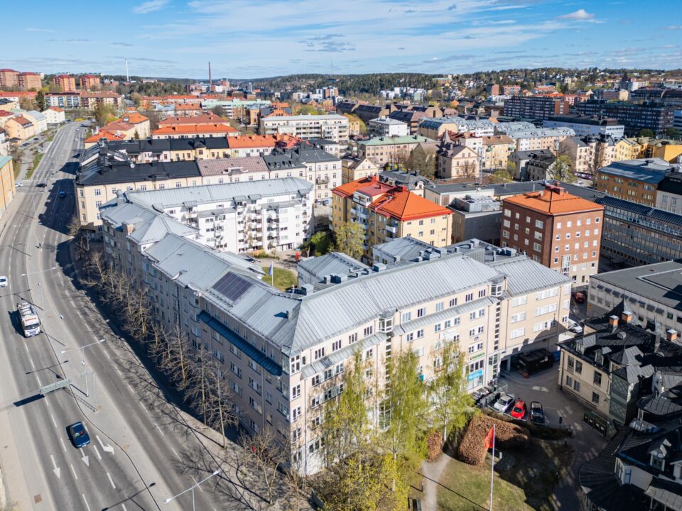 Revelop förvärvar samhällsfastighet i centrala Södertälje