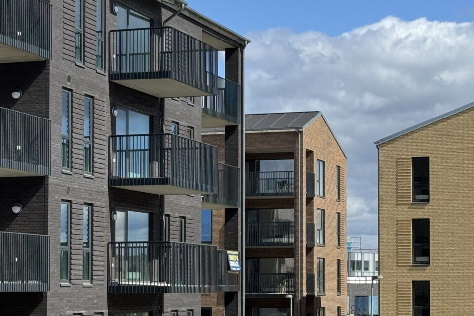 ​Brinova avyttrar bostadsfastighet i Danmark​