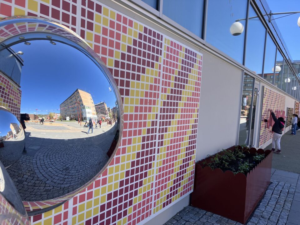 Nya Hjällbo Centrum invigt – och planer finns på 800 nya bostäder i Göteborgsförorten