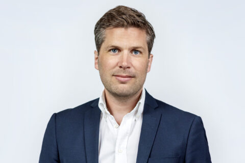 Hagabacken köper lättindustri i Stockholm