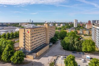 Revelop förvärvar tio budgethotell