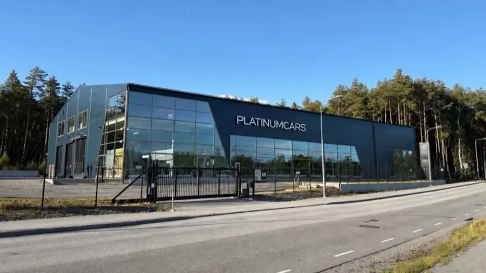 Croisette förmedlar lokal i Stäket till Platinumcars