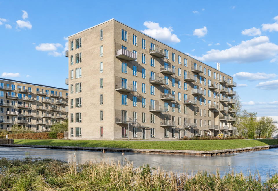 Niam köper bostadsfastighet i Danmark
