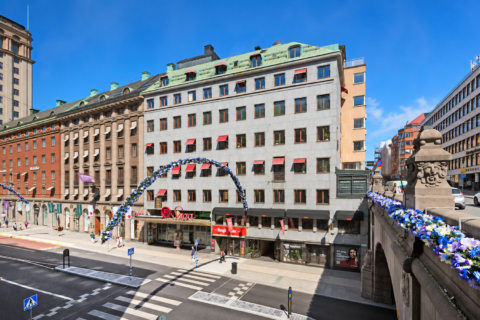 Novier gör butiksuthyrning på Kungsgatan i Stockholm