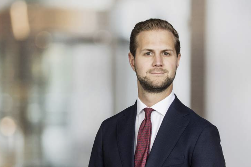 Jakob Dingertz blir ny chef för Savills transaktionsrådgivning i Sverige